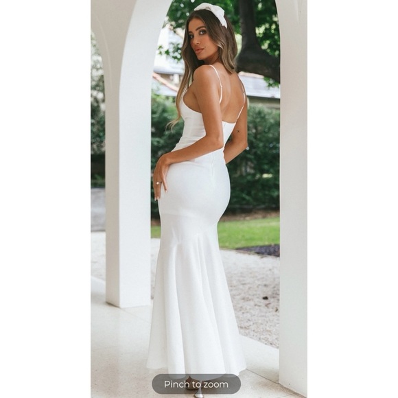 NWT Selfie Leslie White Maxi Mermaid Dress Plunge Slit Ruffles Cocktail Small - Picture 4 of 13